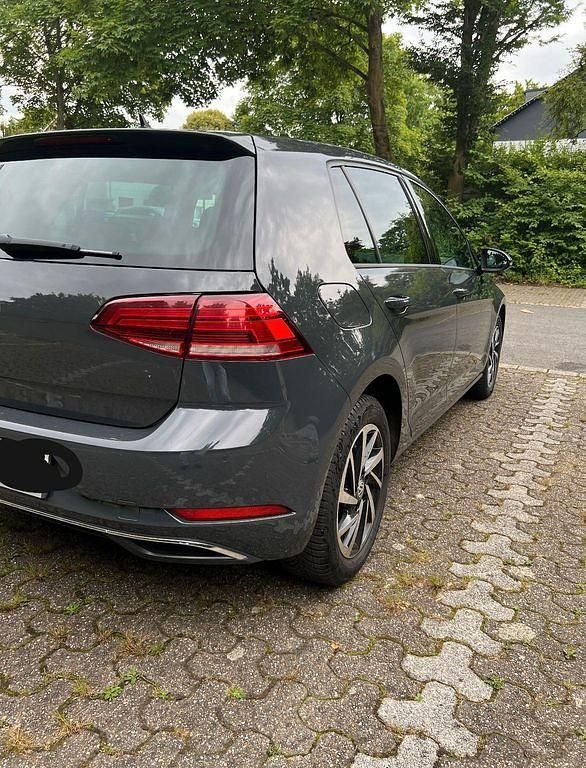 Gebraucht VW Golf VII Join 116 PS (85 kW) 2018 Grau Limousine