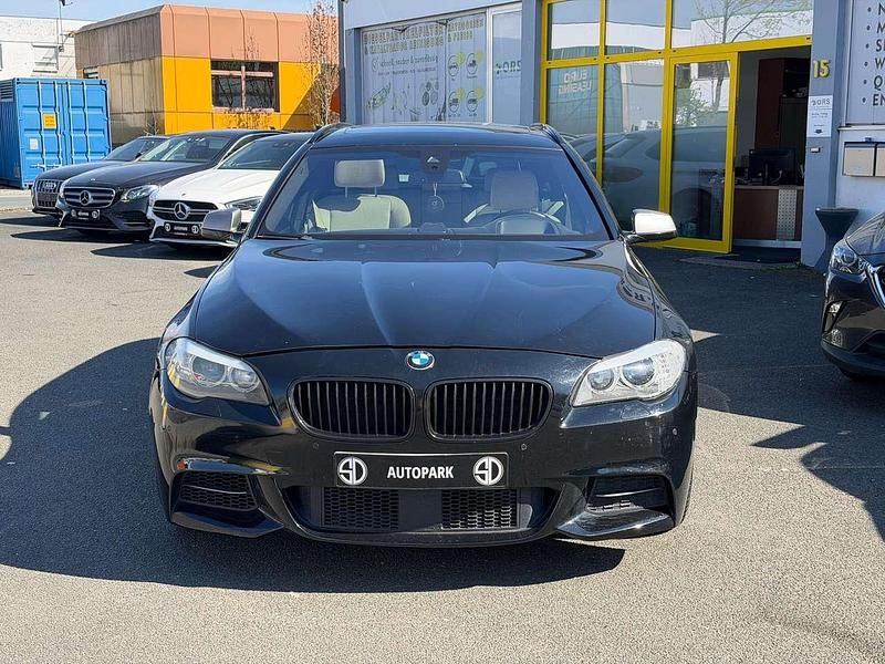 Gebraucht BMW M550 381 PS (280 kW) 2012 Schwarz Limousine