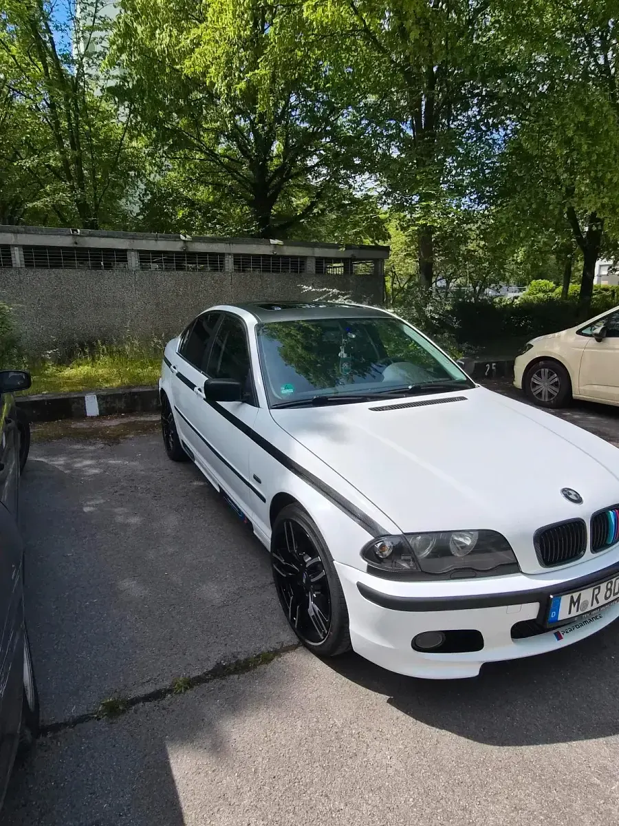 Gebraucht BMW 323 170 PS (125 kW) 2000 Weiß Limousine