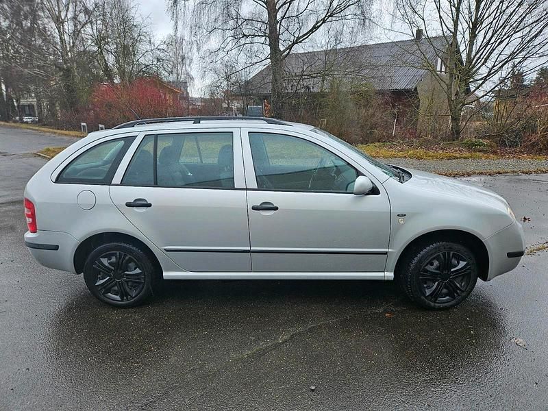 Gebraucht Skoda Fabia 75 PS (55 kW) 2002 Silber Kombi