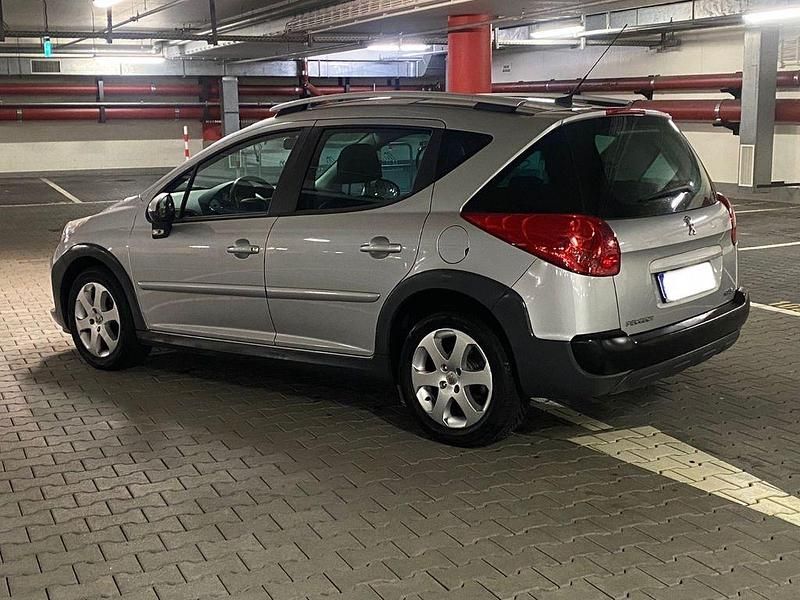 Gebraucht Peugeot 207 120 PS (88 kW) 2009 Silber Kombi