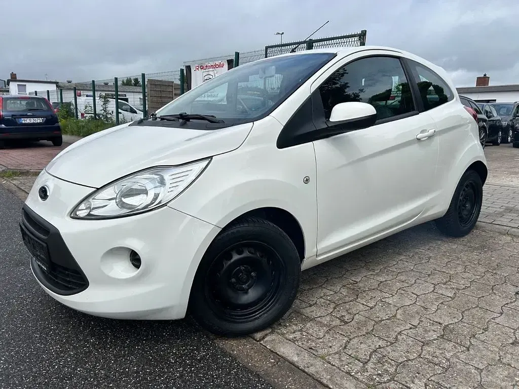 Gebraucht Ford Ka Trend 69 PS (50 kW) 2014 Weiß Kleinwagen