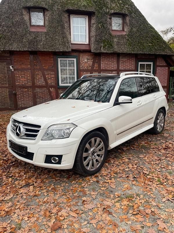 Weiß Gebraucht 2009 Mercedes GLK320 SUV | 4.999 € (Superpreis) - Bild 1/4