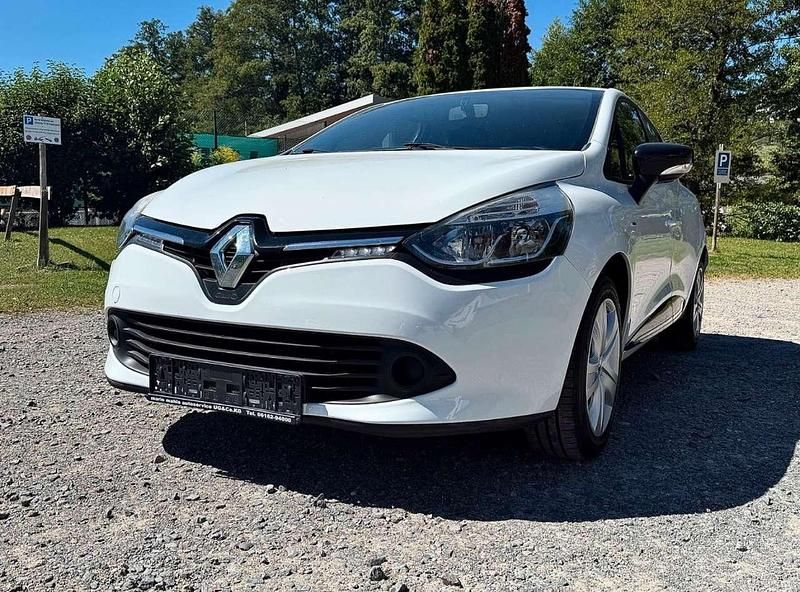 Gebraucht Renault Clio IV LIMITED 73 PS (53 kW) 2016 Limousine