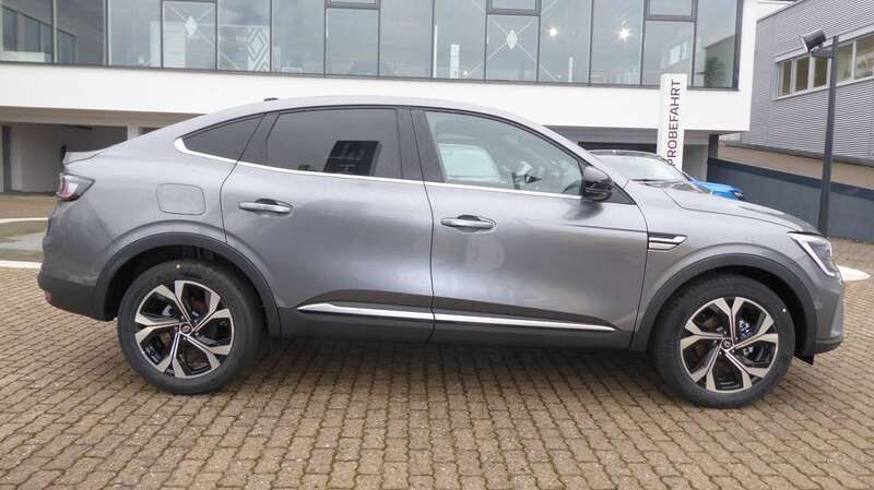 Gebraucht Renault Arkana Techno 140 PS (102 kW) 2024 Graphitgrau SUV