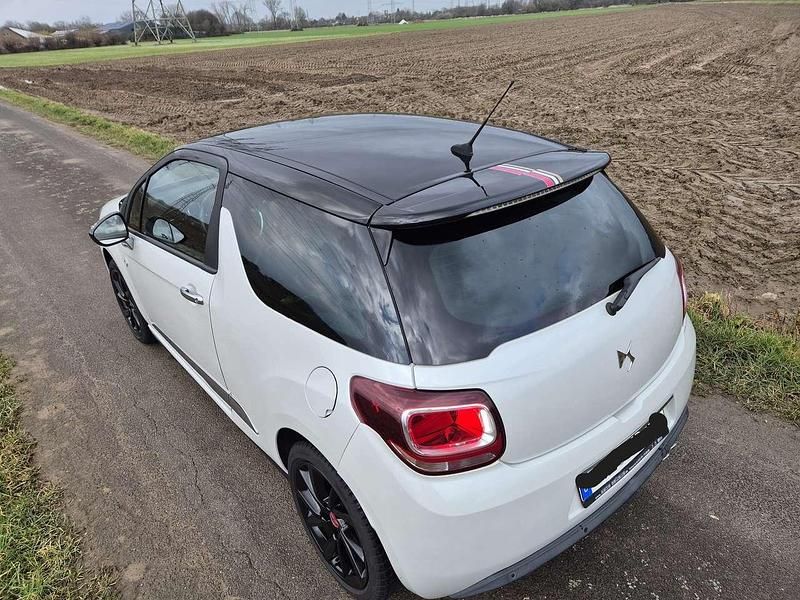 Gebraucht DS Automobiles DS3 Performance 131 PS (96 kW) 2017 Weiß Kleinwagen