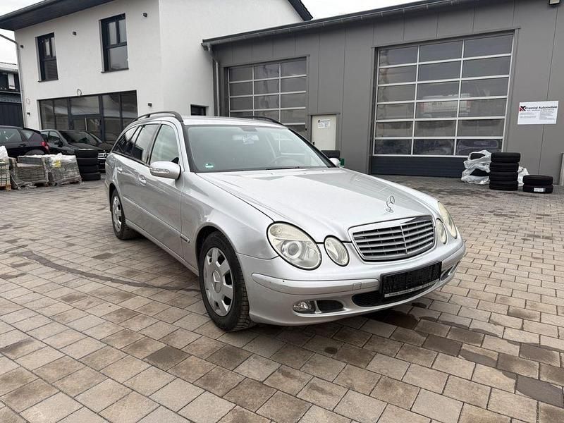 Gebraucht Mercedes E200 163 PS (119 kW) 2005 Silber Kombi