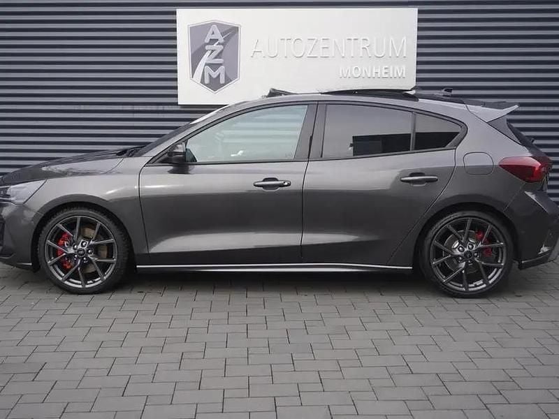 Usata Ford Focus ST 280 CV (205 kW) 2023 Grigio Berlina