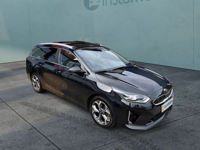 Gebraucht Kia Ceed 141 PS (103 kW) 2021 Schwarz Kleinwagen