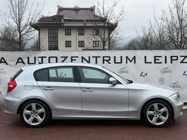 Gebraucht BMW 118 Advantage 143 PS (105 kW) 2010 Silber Kleinwagen