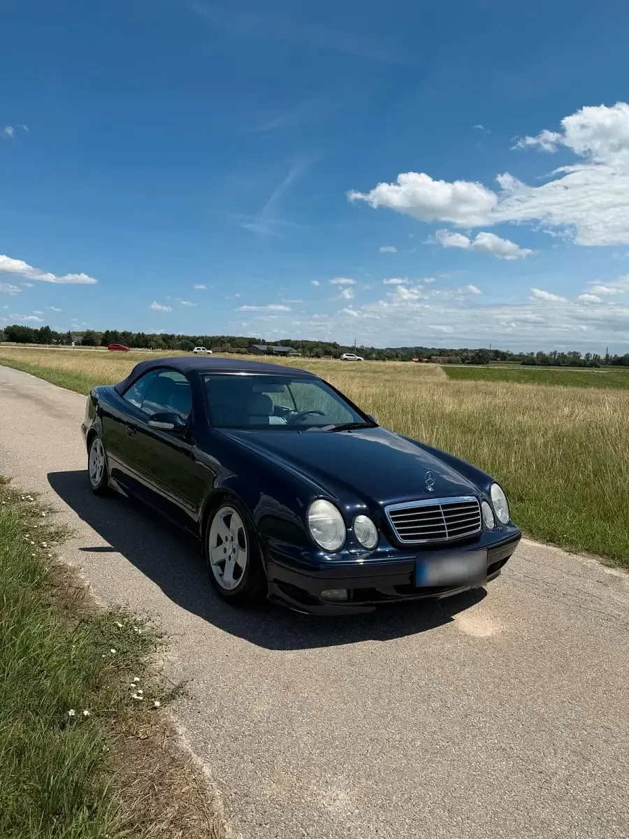 Gebraucht Mercedes CLK200 163 PS (119 kW) 2001 Blau Cabrio
