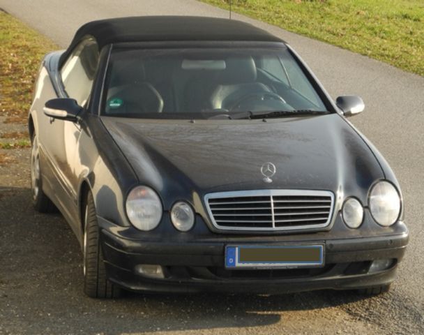 Gebraucht Mercedes CLK200 Elegance 222 PS (163 kW) 2001 Schwarz metallic Cabrio