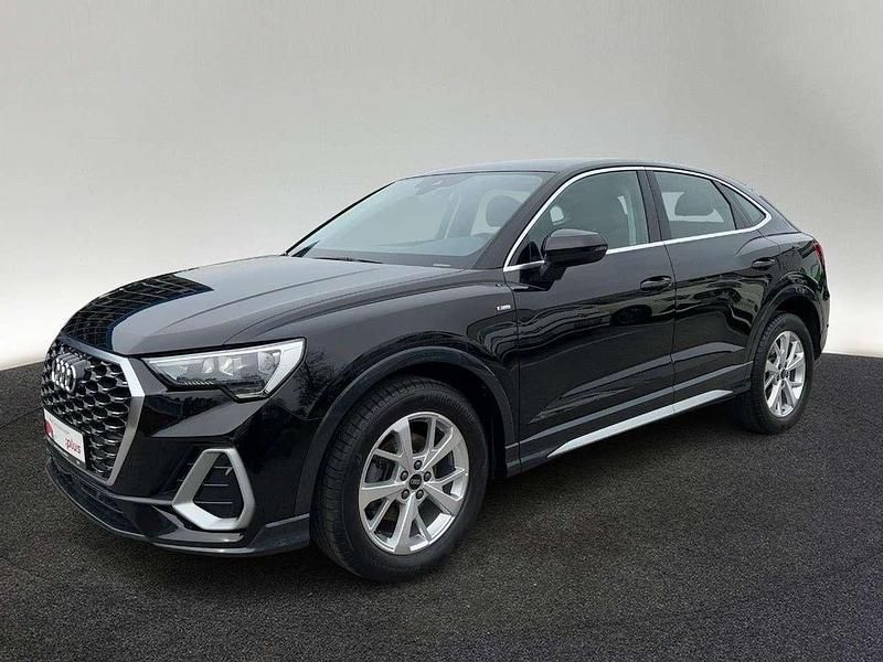 Gebraucht Audi Q3 S-Line 150 PS (110 kW) 2023 Mythosschwarz metallic SUV