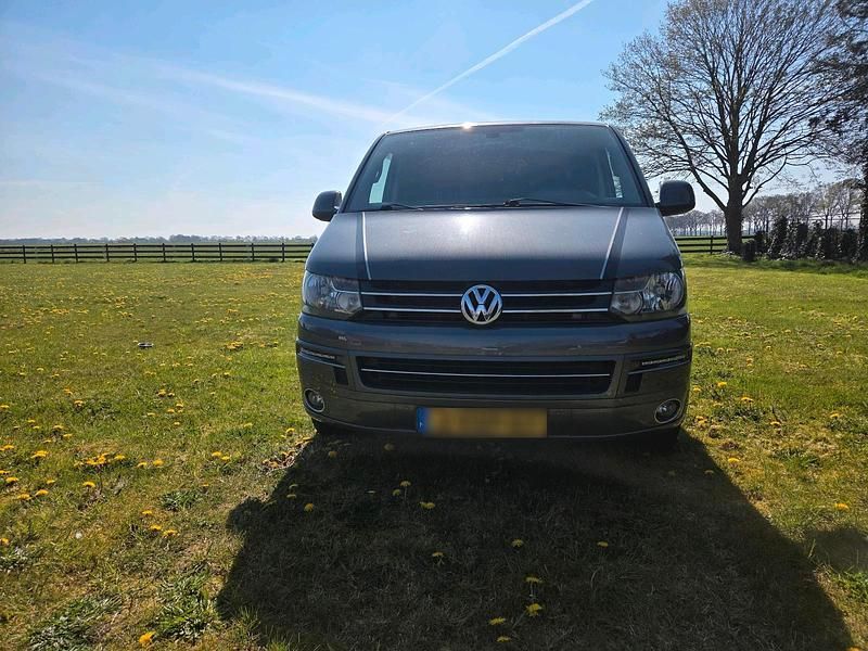 Usata VW Transporter 140 CV (102 kW) 2012 Grigio Furgone