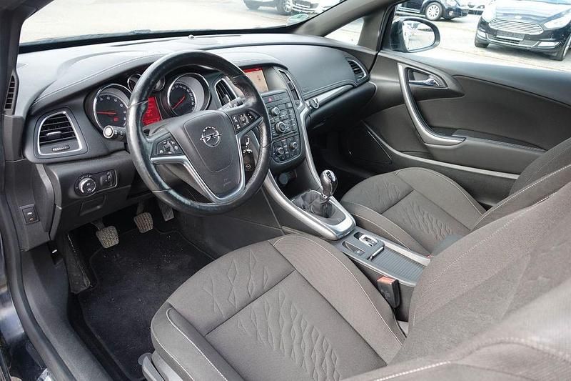 Gebraucht Opel Cascada Edition 140 PS (102 kW) 2016 Schwarz Cabrio