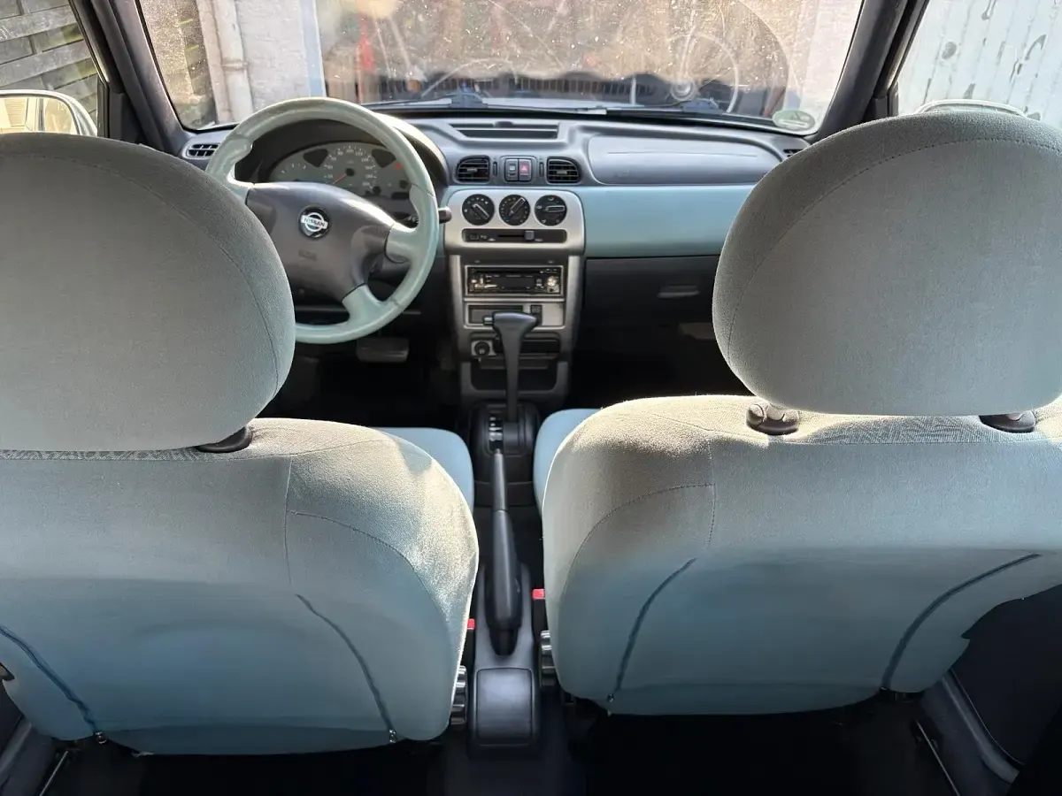 Gebraucht Nissan Micra 60 PS (44 kW) 2001 Silber Kleinwagen