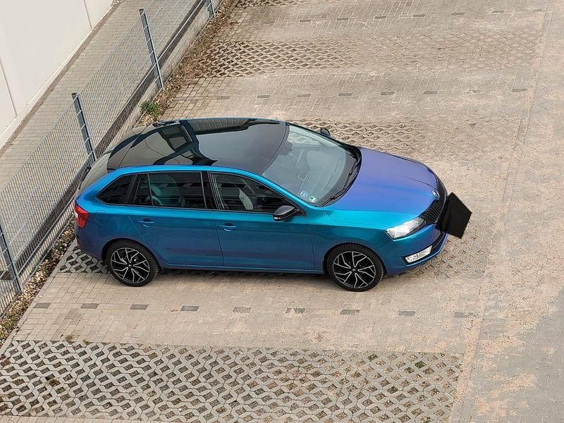 Gebraucht Skoda Rapid Joy 90 PS (66 kW) 2017 Rot Kleinwagen