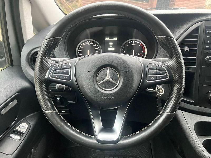 Gebraucht Mercedes Vito 190 PS (139 kW) 2019 Schwarz Van