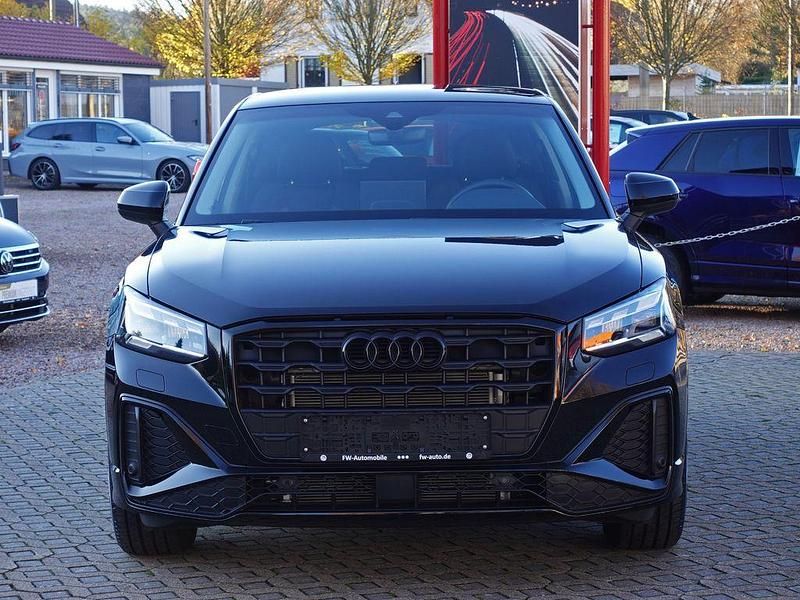Gebraucht Audi Q2 S-Line 150 PS (110 kW) 2024 Schwarz SUV