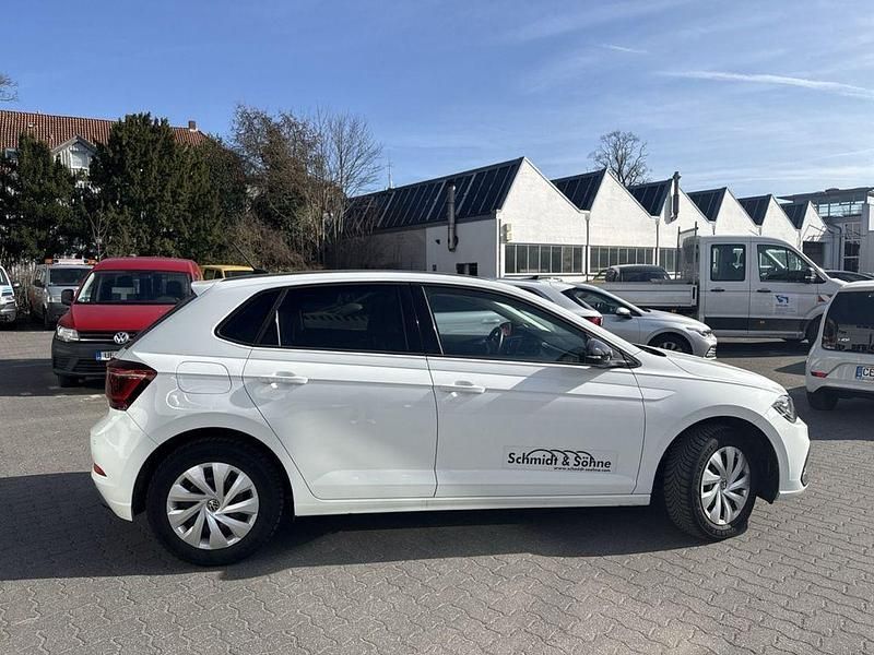Gebraucht VW Polo Style 95 PS (69 kW) 2024 Pure white schwarz Kleinwagen