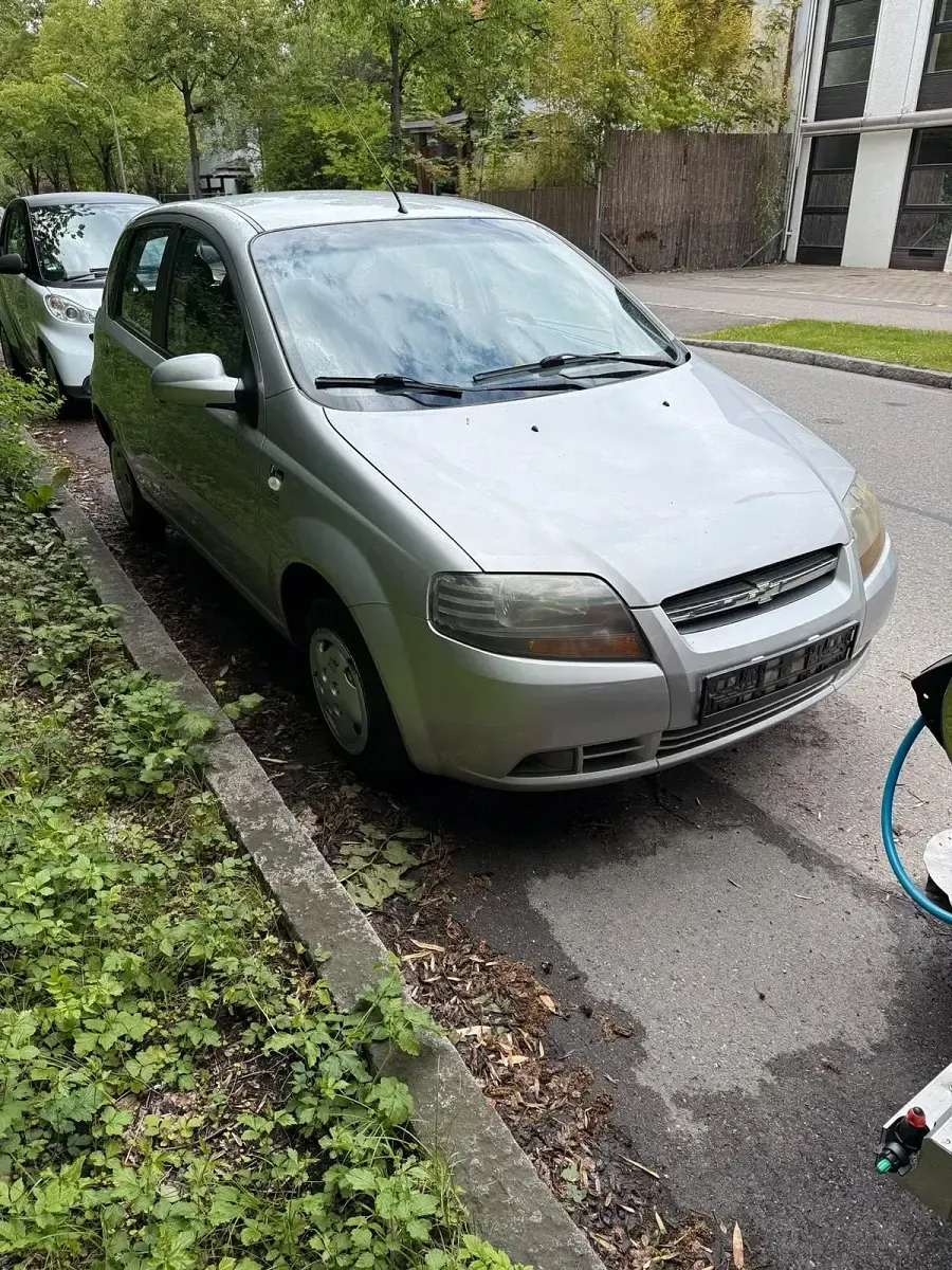 Gebraucht Chevrolet Kalos 72 PS (52 kW) 2007 Silber Kleinwagen