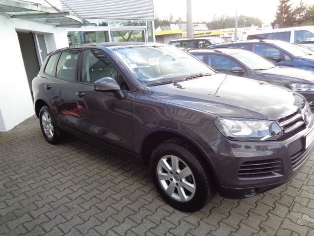 Gebraucht VW Touareg 245 PS (180 kW) 2012 Andere farbe metallic SUV