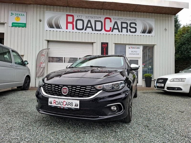 Schwarz Gebraucht 2020 Fiat Tipo Mirror Kombi | 8.499 € (Guter Preis) - Bild 1/4