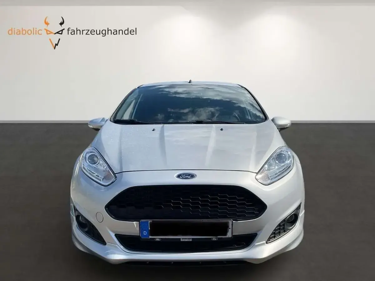 Gebraucht Ford Fiesta ST-Line 140 PS (102 kW) 2017 Silber Kleinwagen
