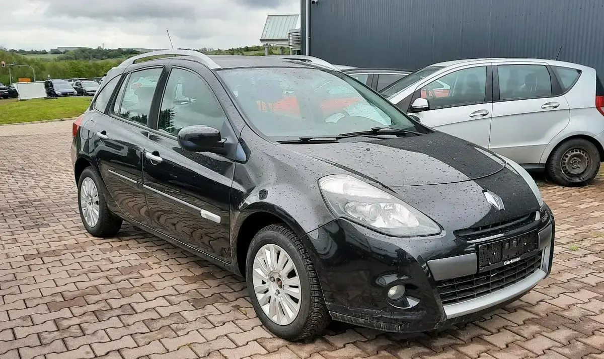 Gebraucht Renault Clio III 100 PS (73 kW) 2009 Schwarz Kleinwagen