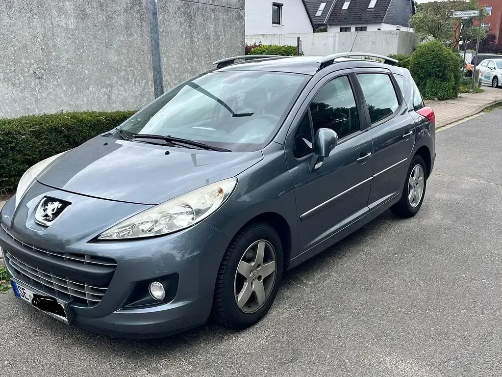Gebraucht Peugeot 207 Premium 95 PS (69 kW) 2011 Grau Kombi