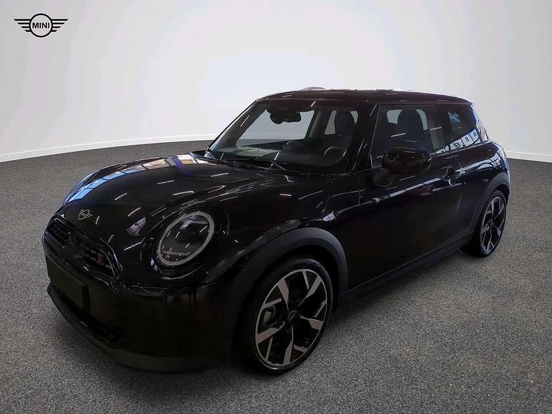 Schwarz Gebraucht 2024 Mini Cooper S Classic Kleinwagen | 31.253 € (Etwas zu teuer) - Bild 1/4