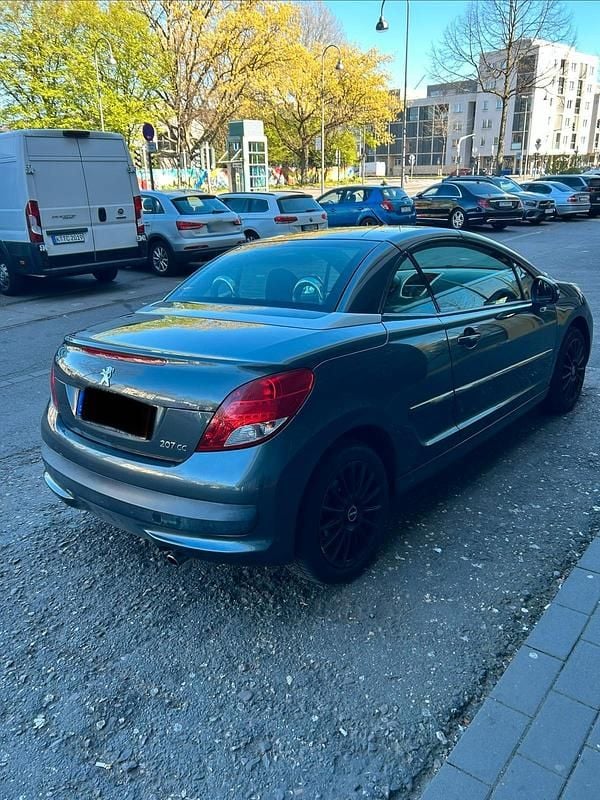 Gebraucht Peugeot 207 CC 120 PS (88 kW) 2012 Grau Cabrio