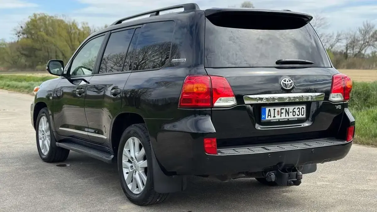 Gebraucht Toyota Land Cruiser V8 Executive 272 PS (200 kW) 2014 SUV