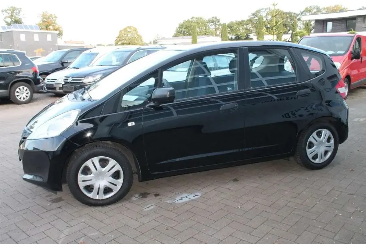 Gebraucht Honda Jazz S 90 PS (66 kW) 2013 Schwarz Kleinwagen