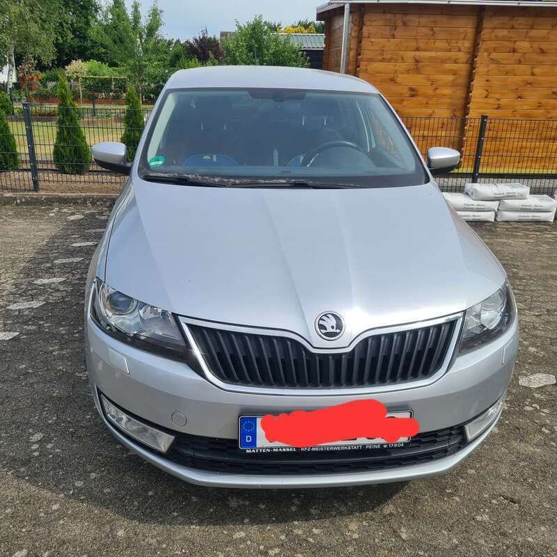 Gebraucht 2016 Skoda Rapid Joy Kombi | 5.000 € (Superpreis) - Bild 1/4