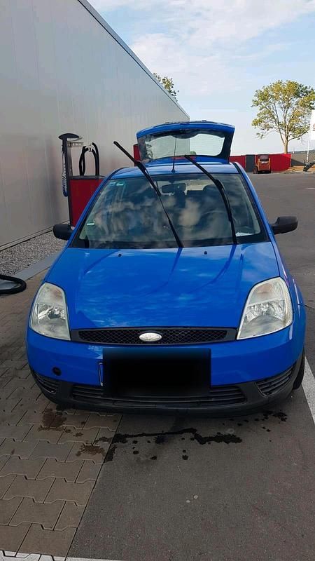 Gebraucht Ford Fiesta 60 PS (44 kW) 2003 Blau Kleinwagen