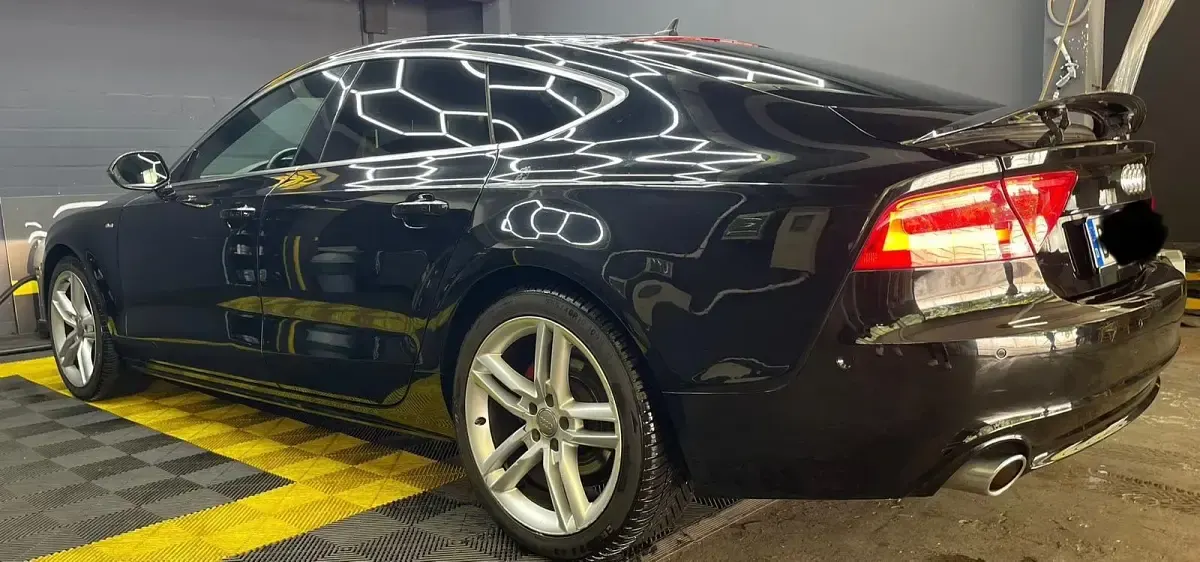 Gebraucht Audi A7 S-Line 204 PS (150 kW) 2011 Schwarz Kleinwagen