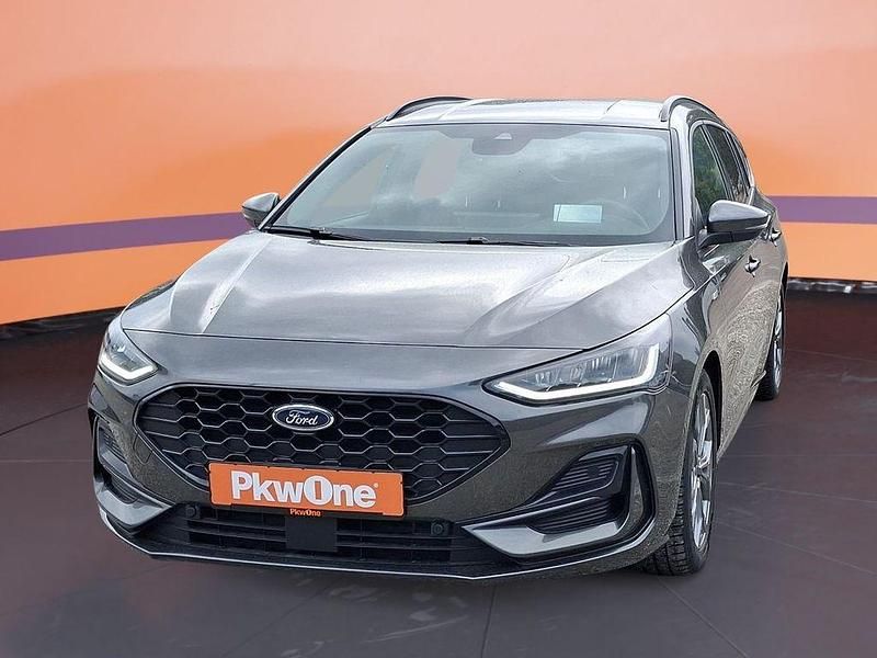 Grau Gebraucht 2024 Ford Focus ST-Line Kombi | 22.850 € (Guter Preis) - Bild 1/4