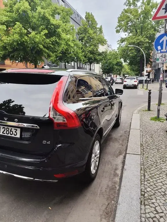 Gebraucht Volvo XC60 Summum 181 PS (133 kW) 2014 Schwarz SUV