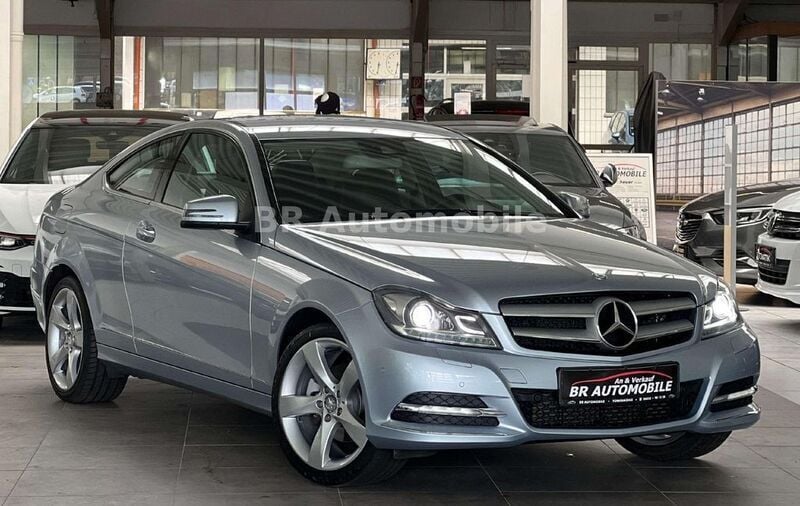 Grau Gebraucht 2013 Mercedes C200 Coupé | 17.990 € (Teuer) - Bild 1/4