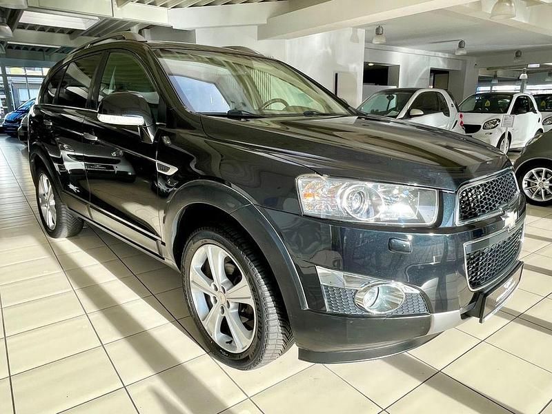 Gebraucht Chevrolet Captiva LTZ 184 PS (135 kW) 2012 Schwarz SUV