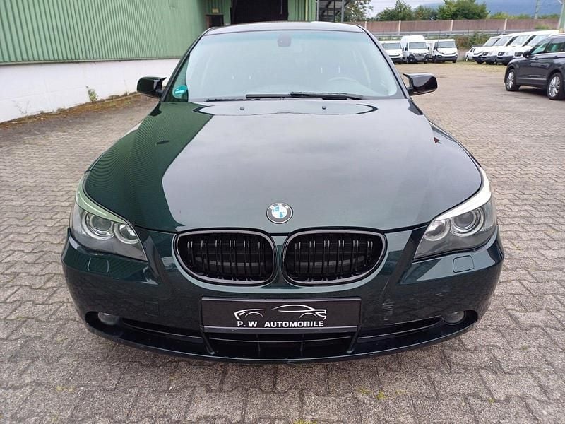 Grün Gebraucht 2004 BMW 525 Limousine | 3.300 € (Guter Preis) - Bild 1/4