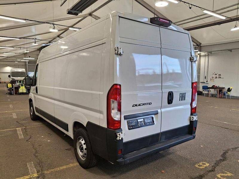 Gebraucht Fiat Ducato 140 PS (102 kW) 2024 Weiß Van