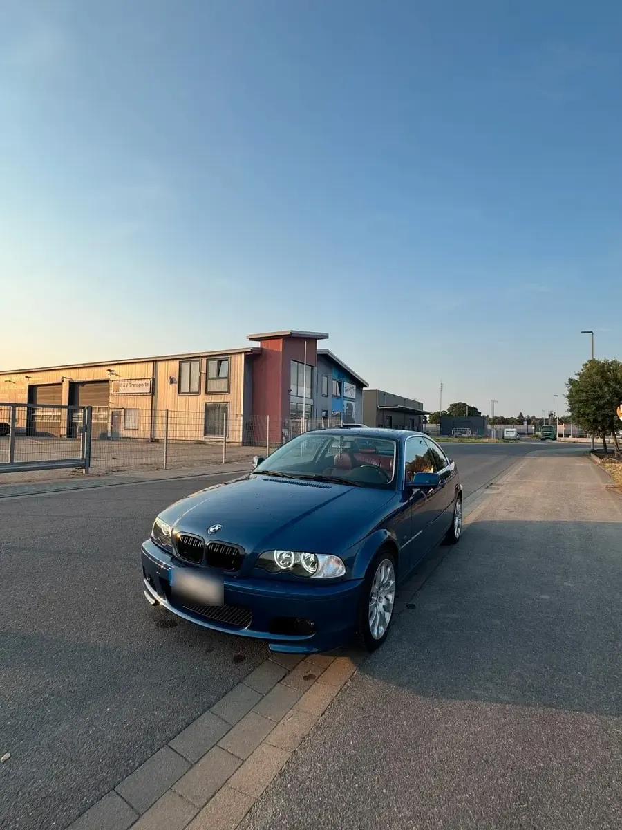 Gebraucht BMW 320 M Sport 170 PS (125 kW) 2001 Blau Coupé