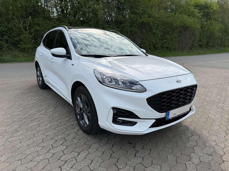 Gebraucht Ford Kuga ST-Line 190 PS (139 kW) 2021 Weiß SUV
