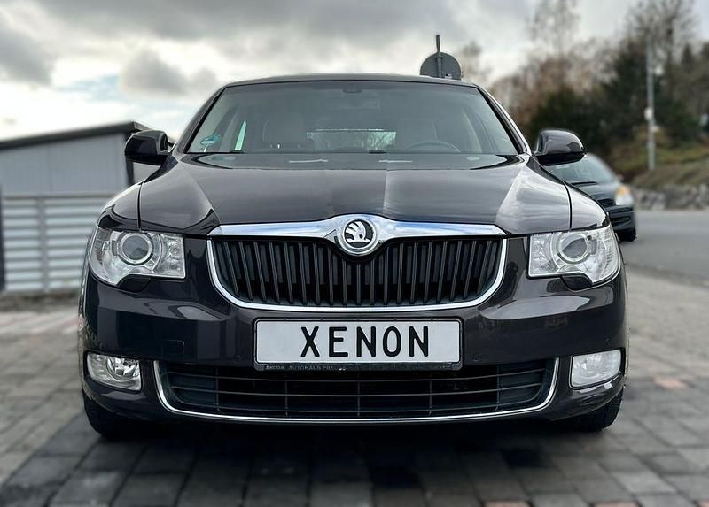 Gebraucht Skoda Superb Elegance 160 PS (117 kW) 2009 Schwarz Limousine