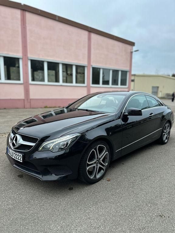 Gebraucht Mercedes E200 Sport Edition 184 PS (135 kW) 2015 Schwarz Coupé
