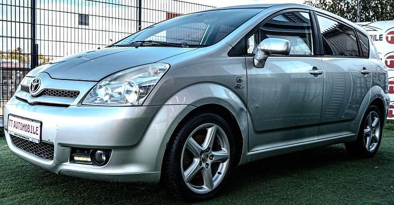 Gebraucht Toyota Corolla Verso 177 PS (130 kW) 2006 Silber Van / Kleinbus