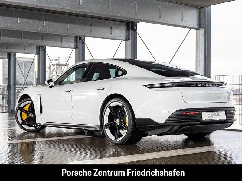 Gebraucht Porsche Taycan Turbo S 559 kW (761 PS) 2020 Carraraweißmetallic Limousine