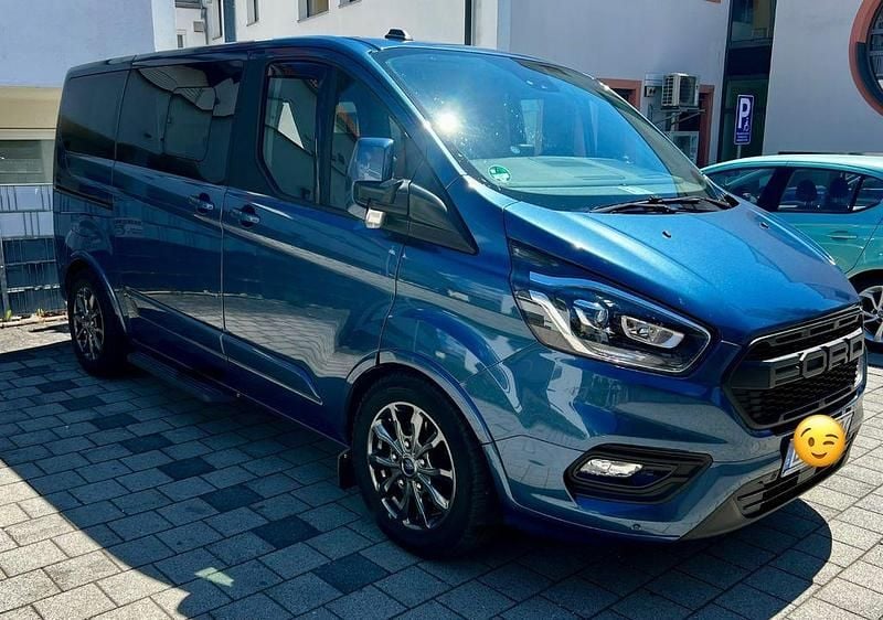 Blau Gebraucht 2020 Ford Tourneo Custom Titanium X Van / Kleinbus | 35.900 € (Superpreis) - Bild 1/4